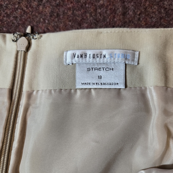 Van Hueson Studio Tan Lined Skirt With Pockets Size 18 - Picture 3 of 8